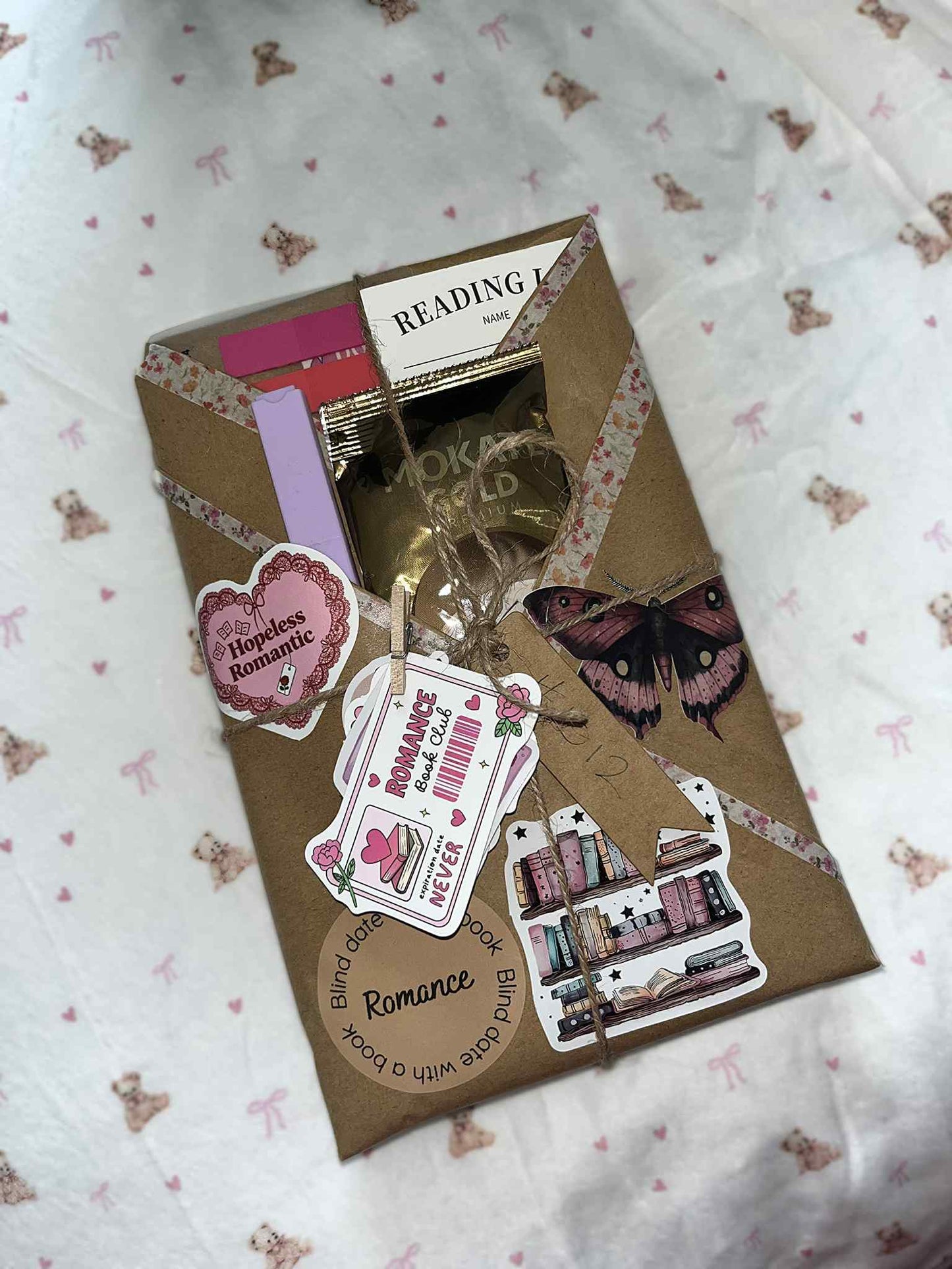 Blind Date A Book - New Condition